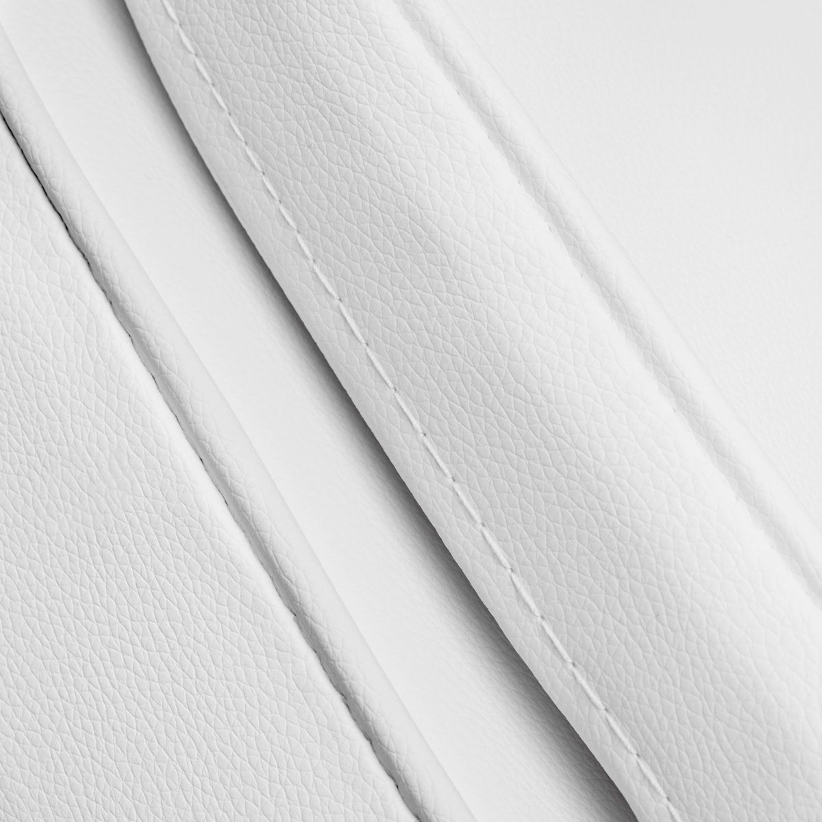 SILLON hoitotuoli, 2 lokerolla, valkoinen. SILLON hoitotuoli, 2 lokerolla, valkoinen.