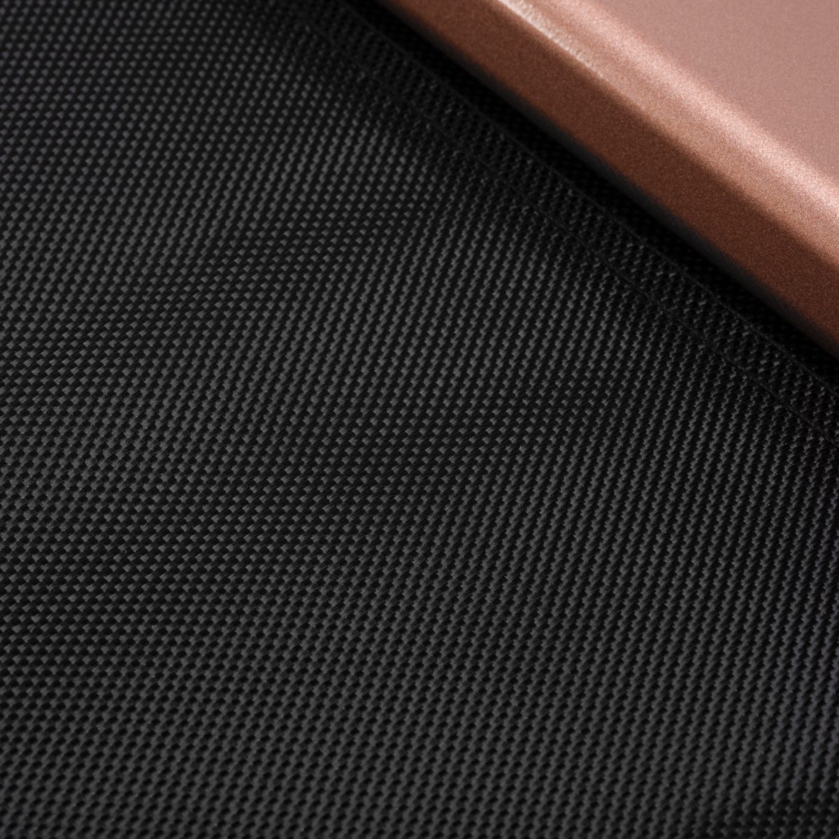 Kullanvärinen ohjaajantuoli, punakulta Kullanvärinen ohjaajantuoli, punakulta