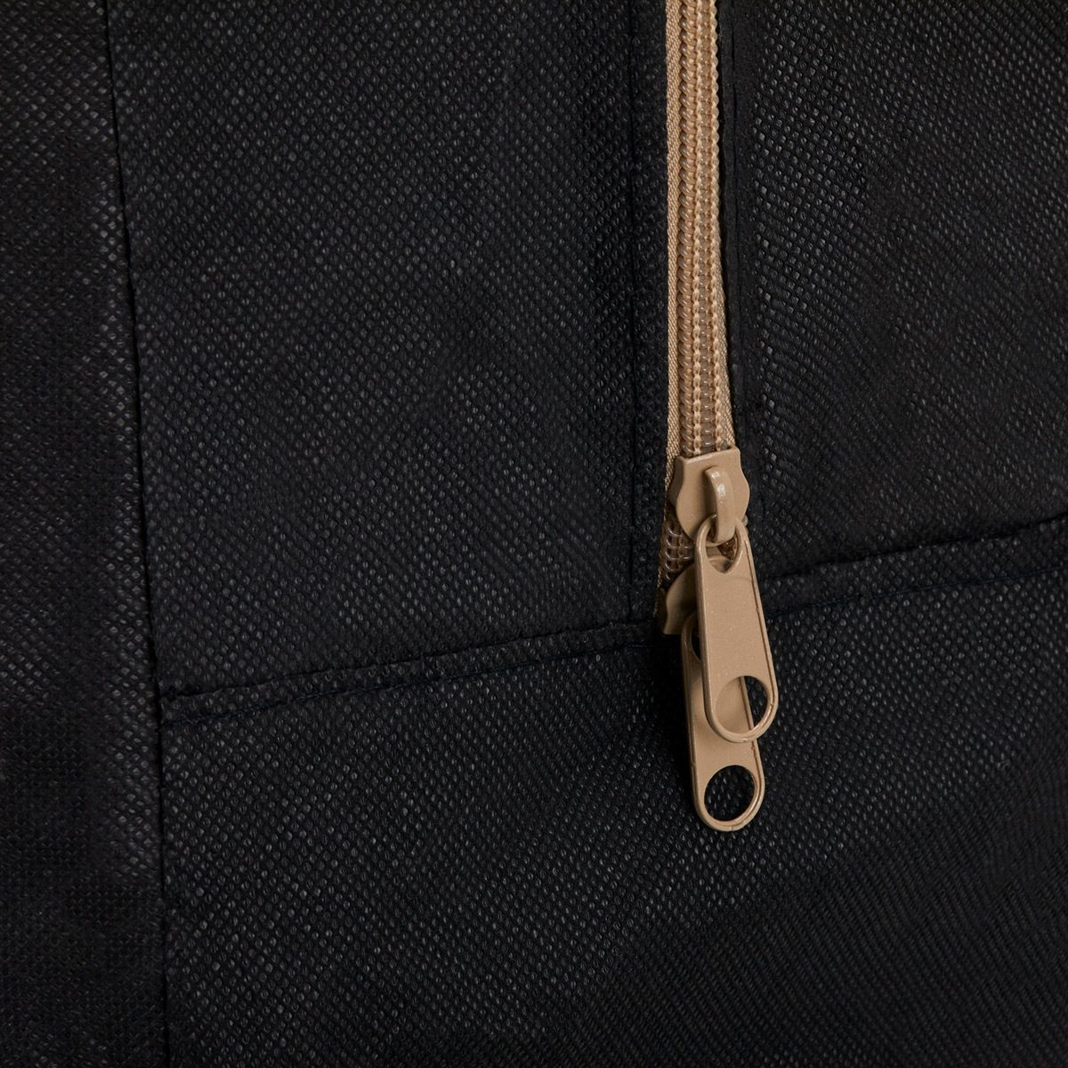 Alumiininen taitettava hierontapöytä, 2 segmenttiä, vaaleanpunainen Alumiininen taitettava hierontapöytä, 2 segmenttiä, vaaleanpunainen