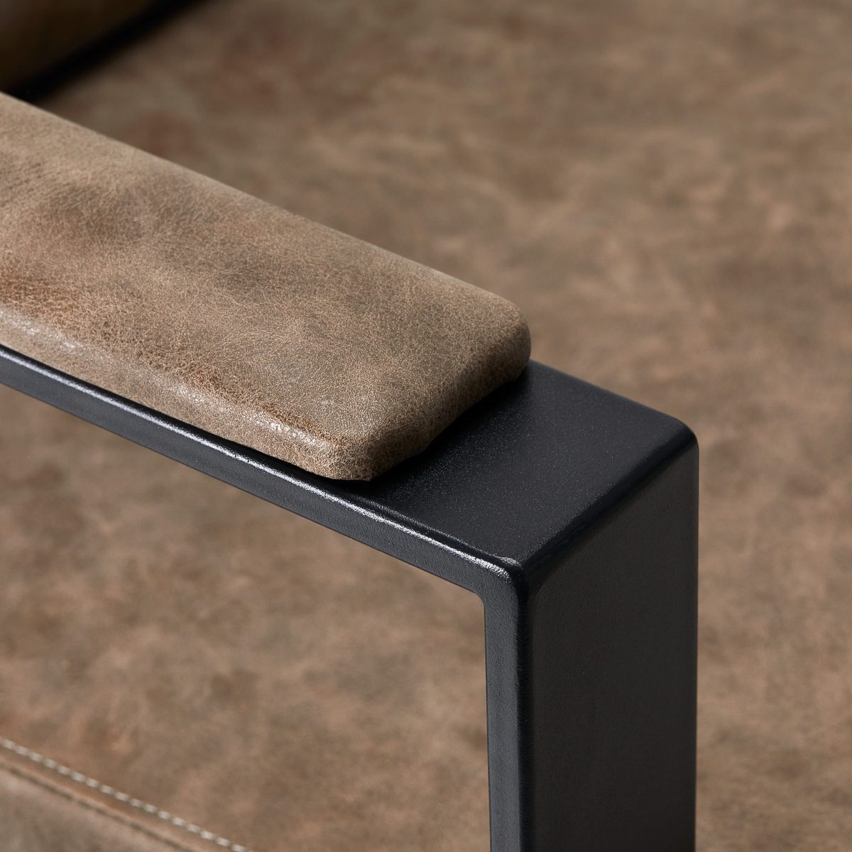 Gabbiano Modena pesupaikka ruskea Gabbiano Modena pesupaikka ruskea