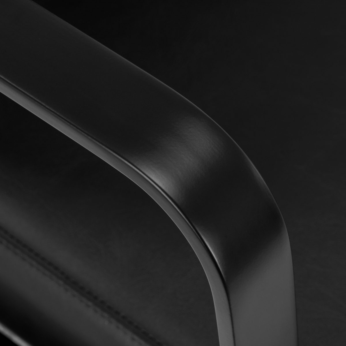 Gabbiano Porto kampaamotuoli, musta Gabbiano Porto kampaamotuoli, musta - Kampaamotuoli