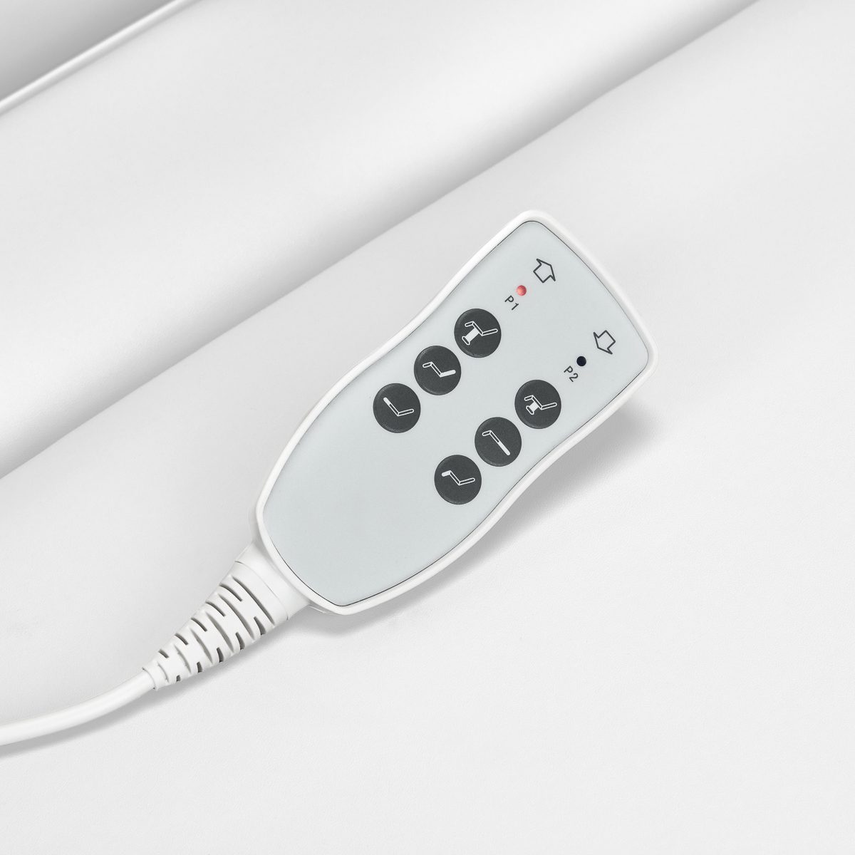 Hoitotuoli Azzurro 891 kaukosäätimellä valkoinen Hoitotuoli Azzurro 891 kaukosäätimellä valkoinen