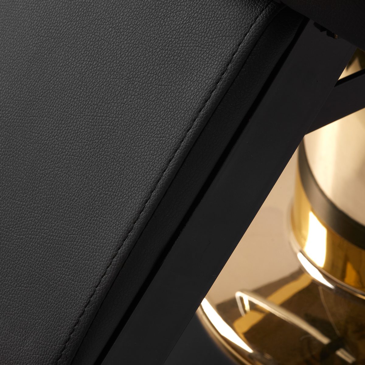 Parturituoli Marcus musta/kulta Parturituoli Marcus musta/kulta