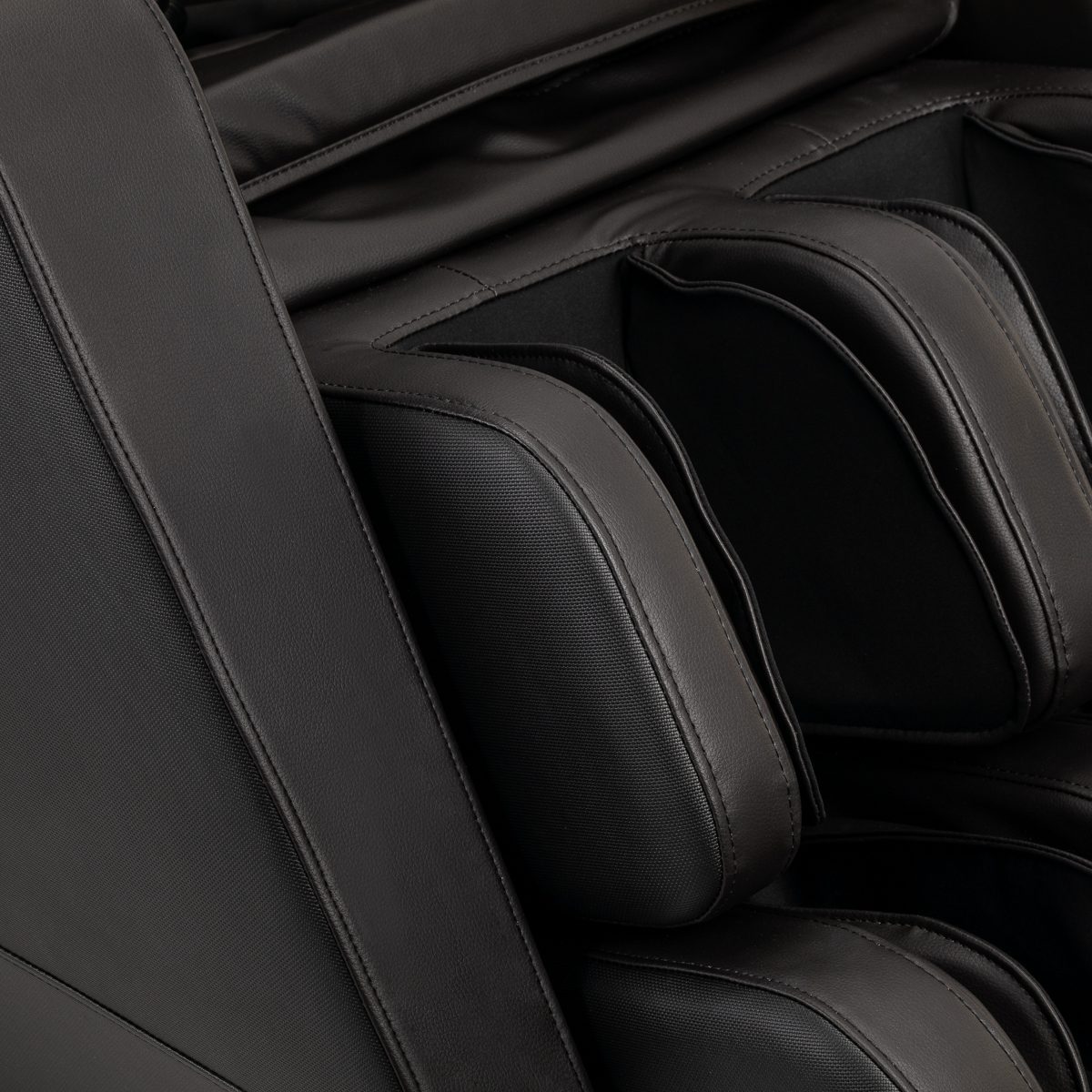 Sakura Comfort Plus 806 hierontatuoli, musta Sakura Comfort Plus 806 hierontatuoli, musta