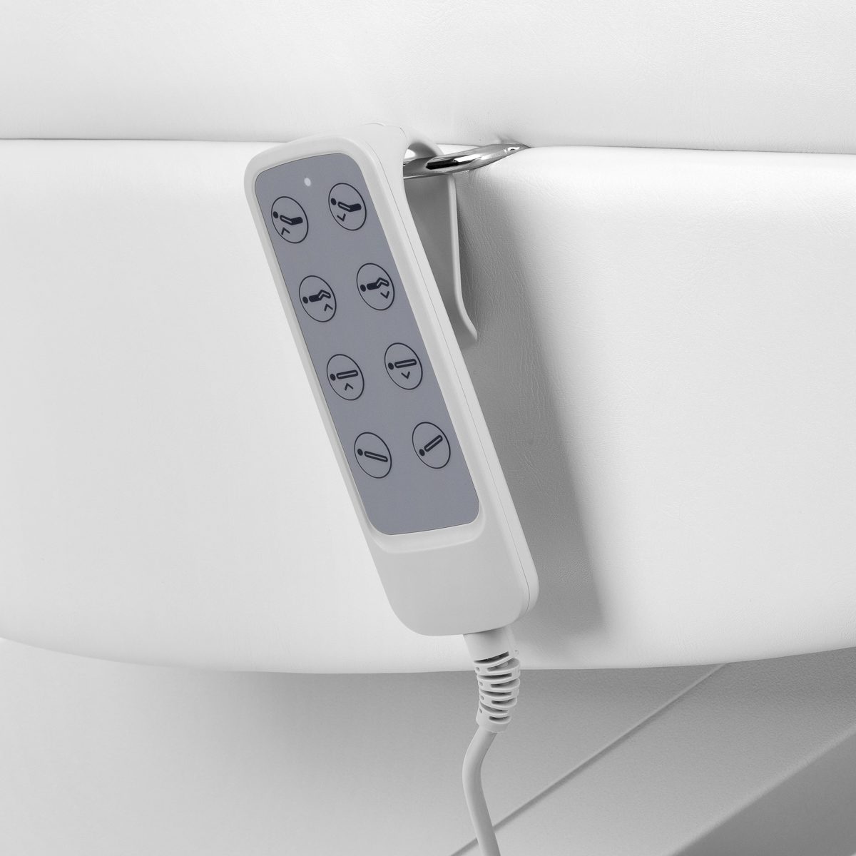 Hoitotuoli LUX, 4 moottoria, valkoinen Hoitotuoli LUX, 4 moottoria, valkoinen