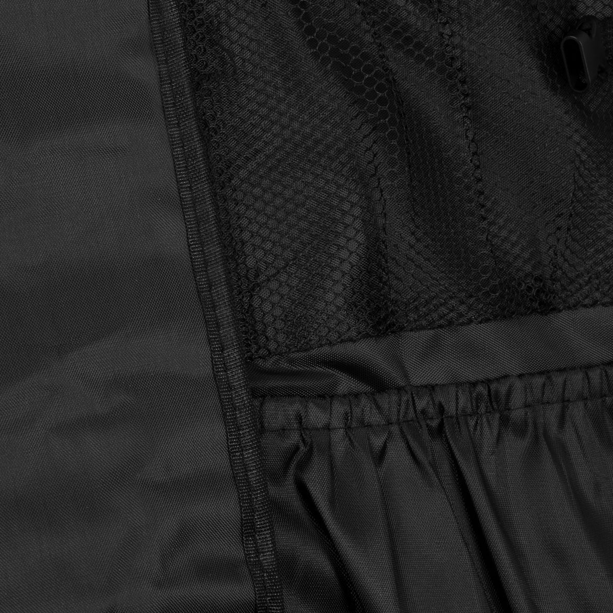 Kampaamolaukku pyörillä musta Kampaamolaukku pyörillä musta