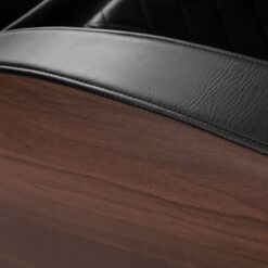 Sakura Classic 305 -hierontatuoli, puujäljitelmä.