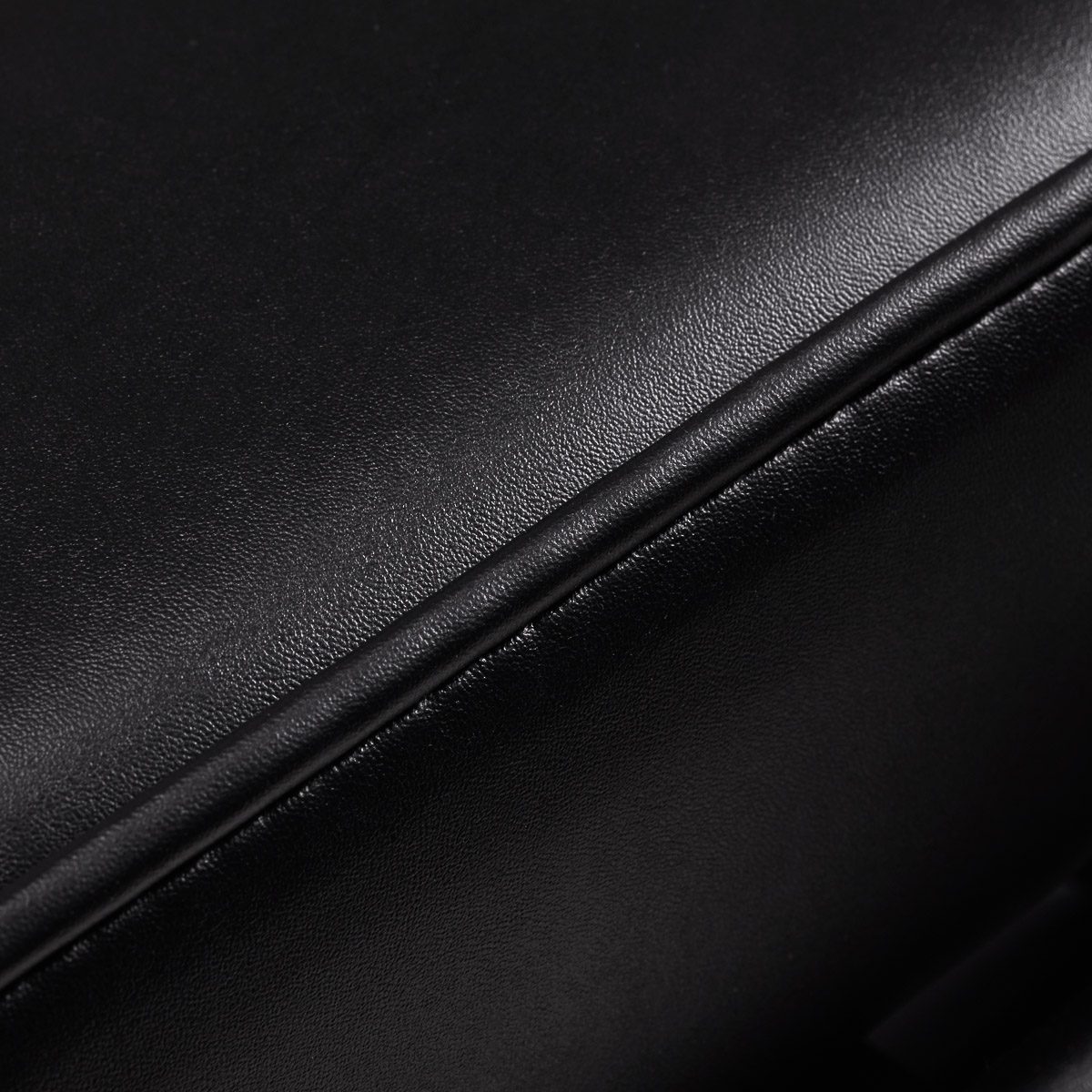 SILLON LUX 273b hoitotuoli, 3 moottoria, musta SILLON LUX 273b hoitotuoli, 3 moottoria, musta