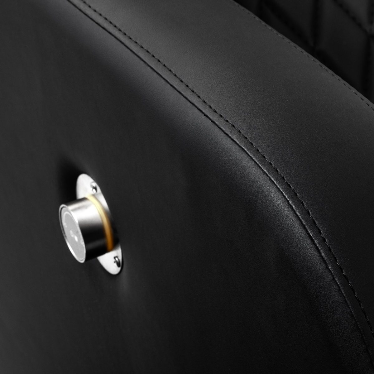 Gabbiano Sylvia – musta pesupaikka sähköisellä jalkatuella ja selkähieronnalla Gabbiano Sylvia – musta pesupaikka sähköisellä jalkatuella ja selkähieronnalla