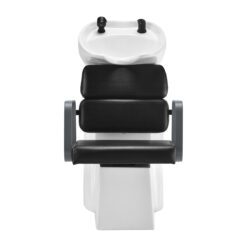 Gabbiano pesupaikka Porto, musta