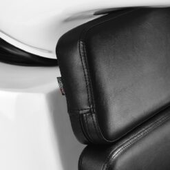 Gabbiano pesupaikka Porto, musta