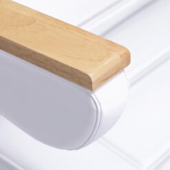 Sähkökäyttöinen hoitotuoli Sillon Lux, 3 moottoria, kylmän valkoinen