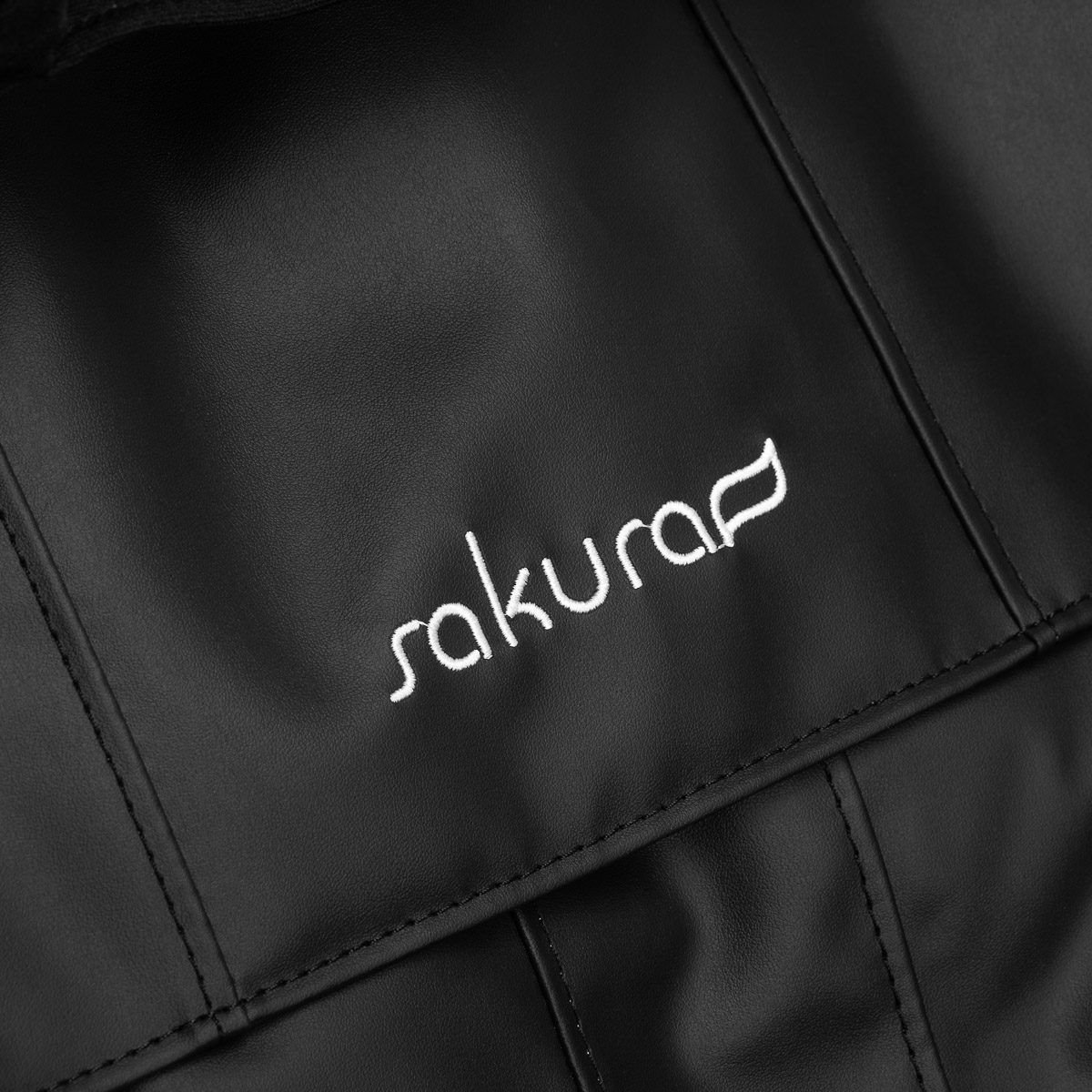 Sakura Classic 305 -hierontatuoli, puujäljitelmä. Tatuointikäsinoja Pro Ink 718 musta/valkoinen