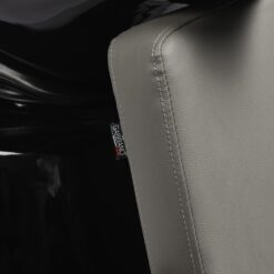 Gabbiano Mataro kampaamon pesupaikka, harmaa