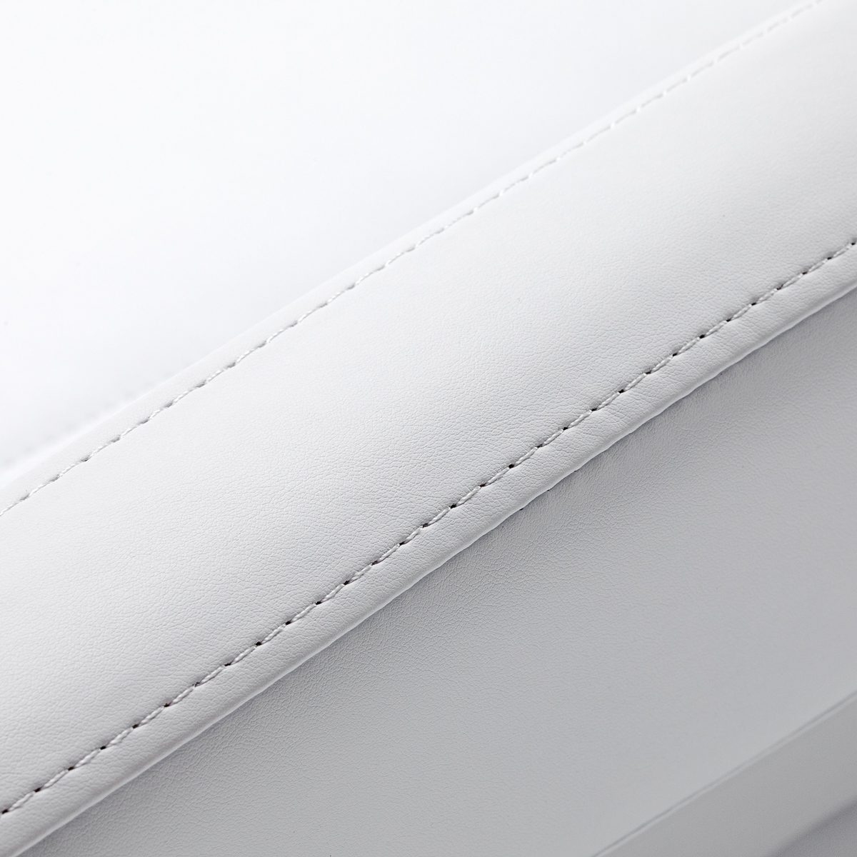 Azzurro Lux Pedi hoitotuoli, sähkökäyttöinen, 3 moottoria, valkoinen Azzurro Lux Pedi hoitotuoli, sähkökäyttöinen, 3 moottoria, valkoinen