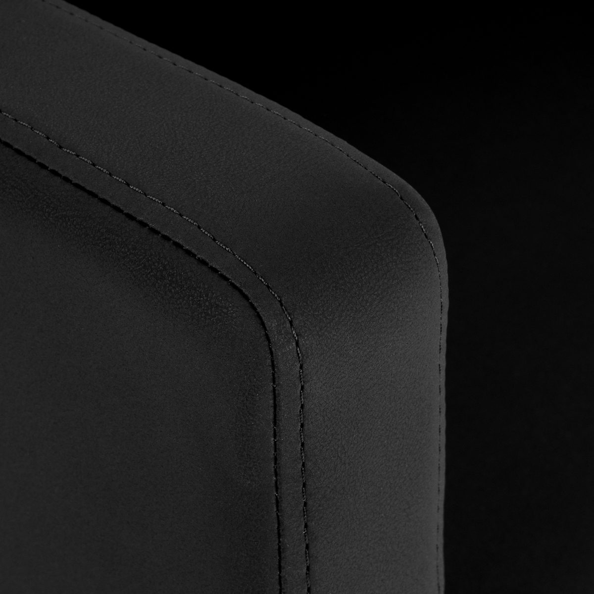 Kampaamotuoli Vitoria, musta Kampaamotuoli Vitoria, musta