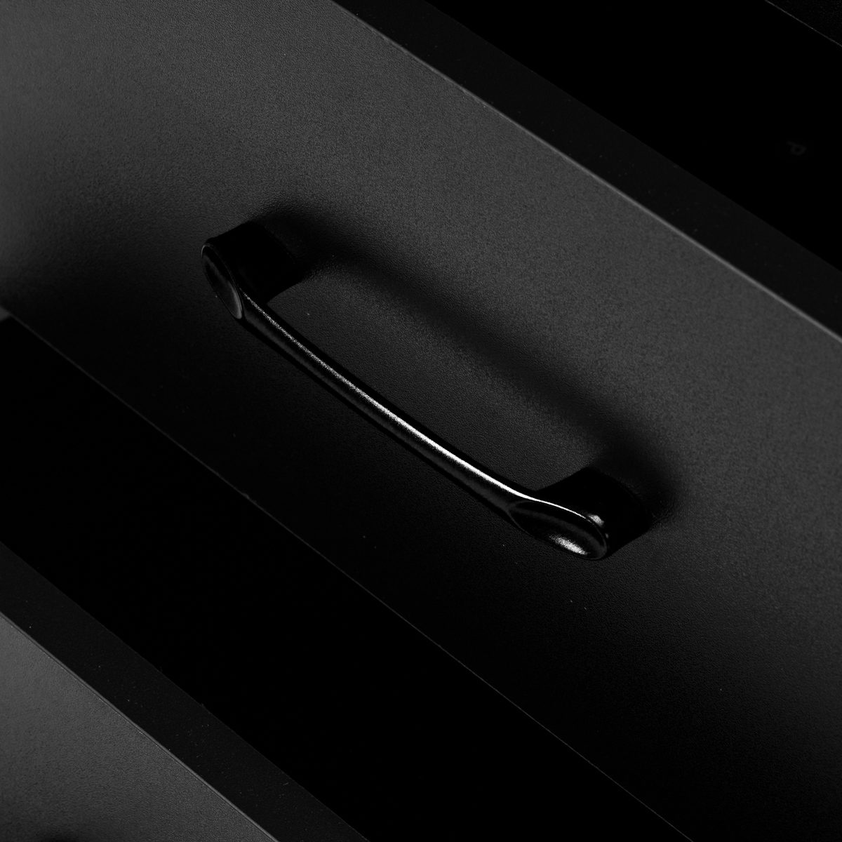 Kampaamoapupöytä 2027B Kampaamoapupöytä 2027B