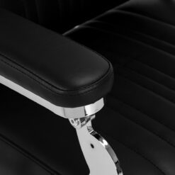 Parturituoli Elias, musta