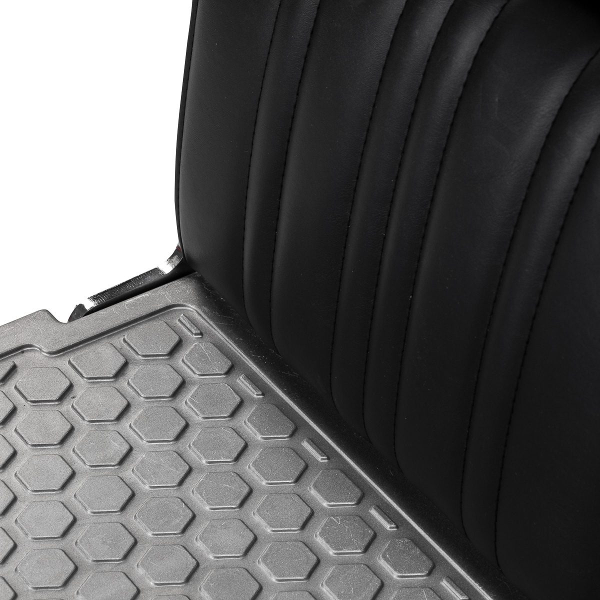 Parturituoli Elias, musta Parturituoli Elias, musta