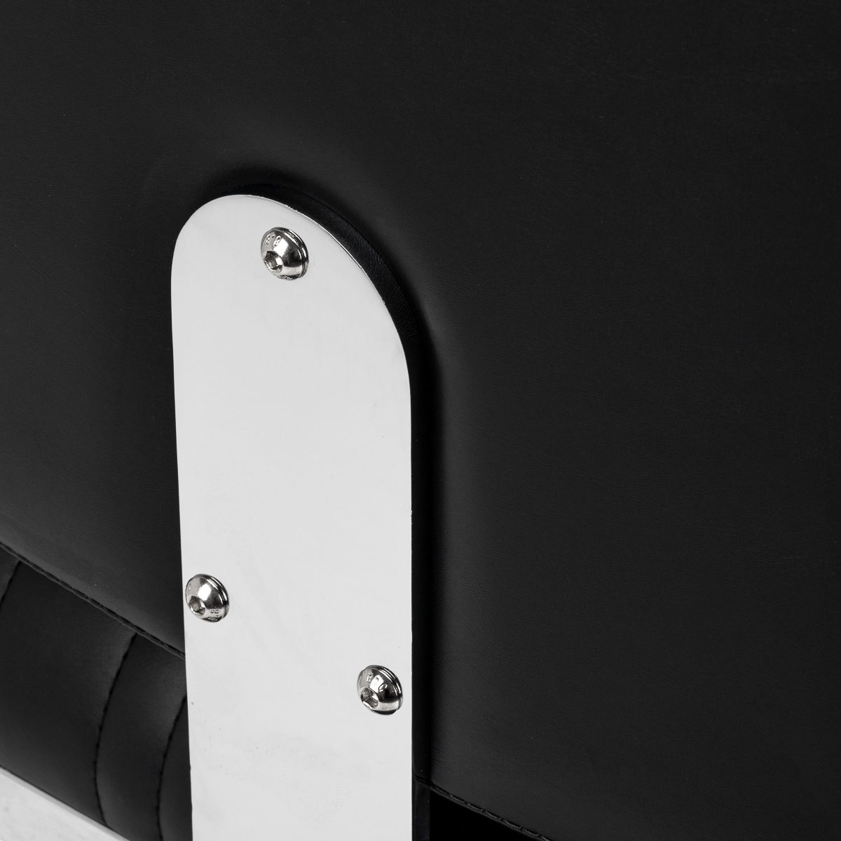 Parturituoli Elias, musta Parturituoli Elias, musta